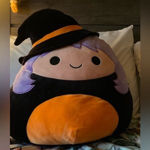 Madeline the Witch Halloween squishmallow